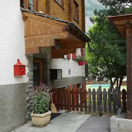 Haus Solvay Mit Freier Matterhornsicht Apartment Zermatt Exterior photo